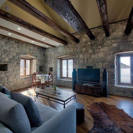 Kazerma Apartment Пераст Экстерьер фото