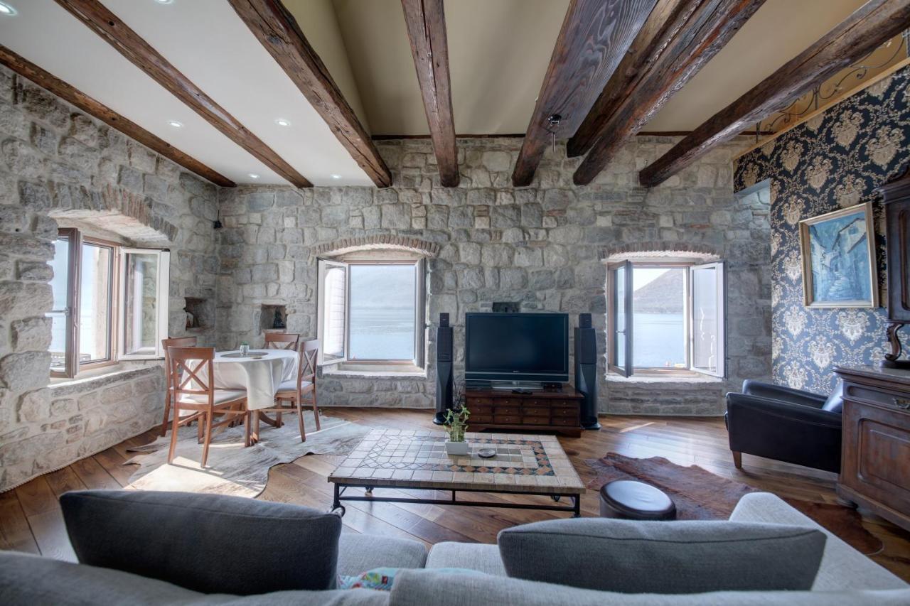 Kazerma Apartment Пераст Экстерьер фото